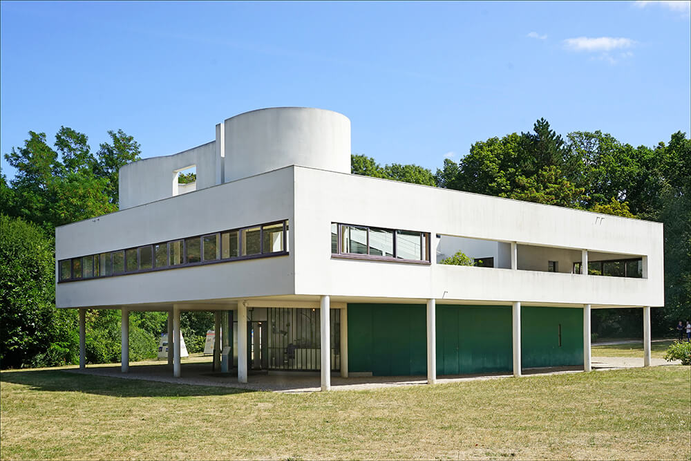 Villa Savoye, Poissy, France, Le Corbusier