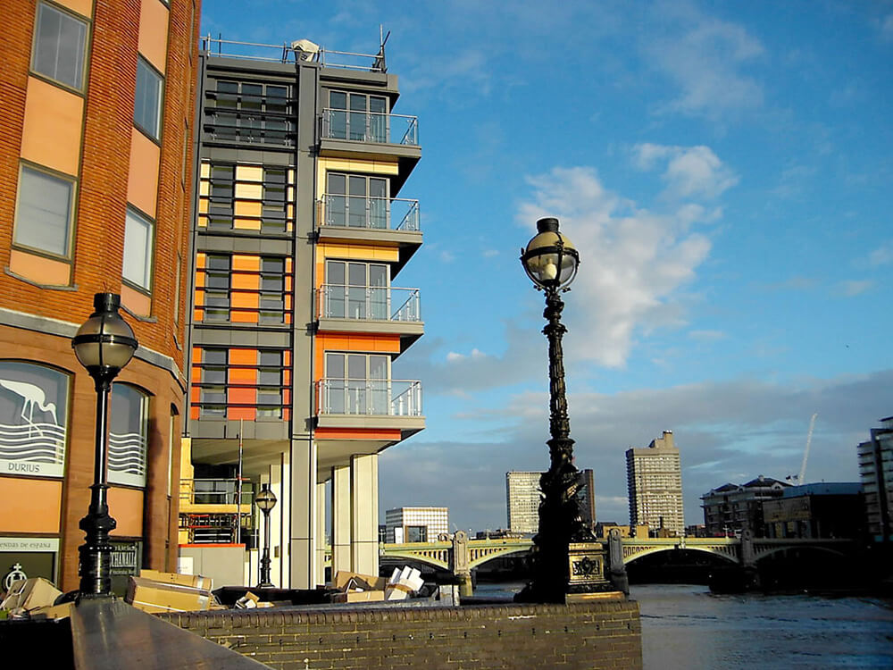 Sir John Lyon House ArchiTravel