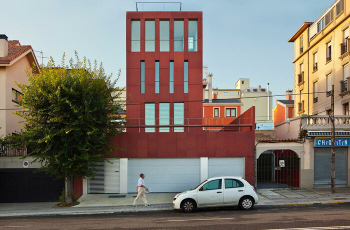Mercedes House in Garden City, A Coruña, Spain, CREUSeCARRASCO Arquitectos