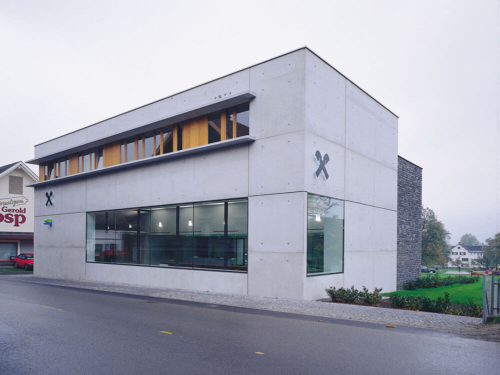 Raiffeisenbank Satteins, Satteins, Austria, Gohm Hiessberger Architekten