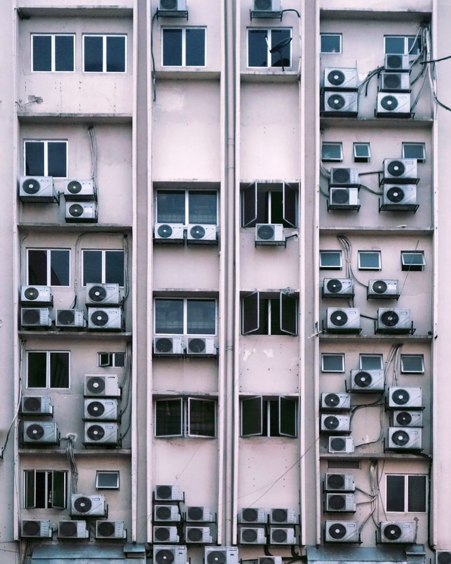 📷 courtesy of Pantelis Cherouvim 
_
_
#kualalumpur #malaysia #instatravel #travelphotography #architecturephotography #architravelovers #picoftheday #buildingfacade #straightfacades