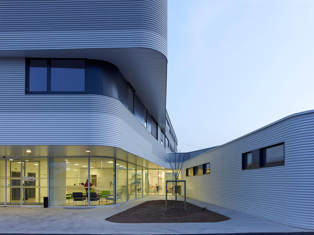 Private Clinic in Champigny, Champigny-sur-Marne, France, AZC Atelier Zündel Cristea